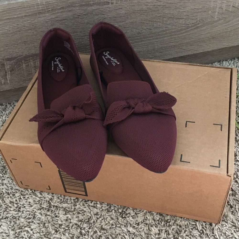 Seychelles Pointed-Toe Knit Bow Burgundy Flats size 10